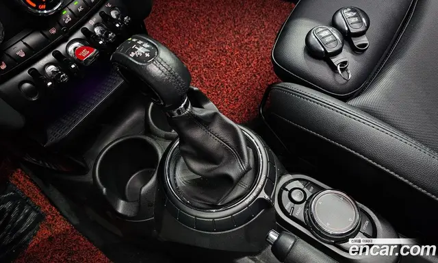 Mini Cooper 2017 2.0 АКПП, миниатюра 9