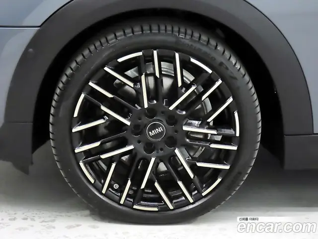 Mini Cooper Convertible 2025 2.0 АКПП, миниатюра 5
