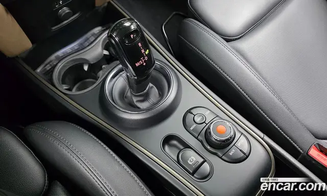 Mini Countryman 2020 1.5 АКПП, миниатюра 12