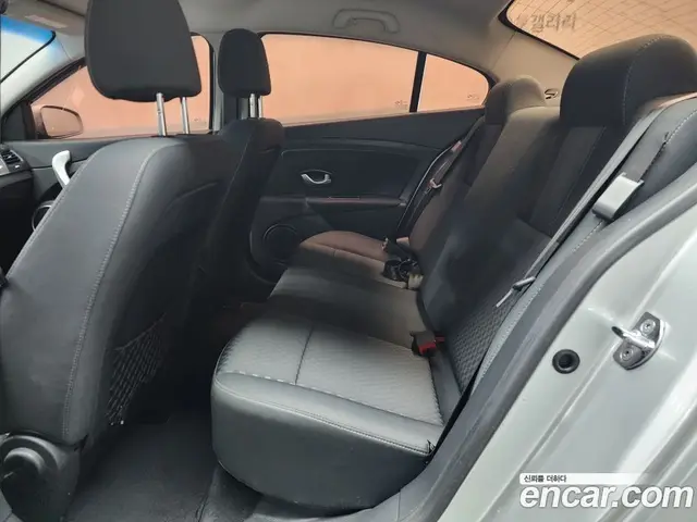 Renault (Samsung) SM3 2009 1.6 АКПП, миниатюра 9 Renault (Samsung) SM3 2009 1.6 АКПП, миниатюра 9