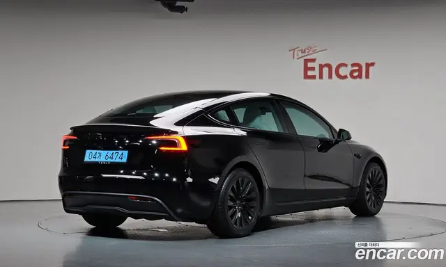 Tesla Model 3, 2024, 10 237 км