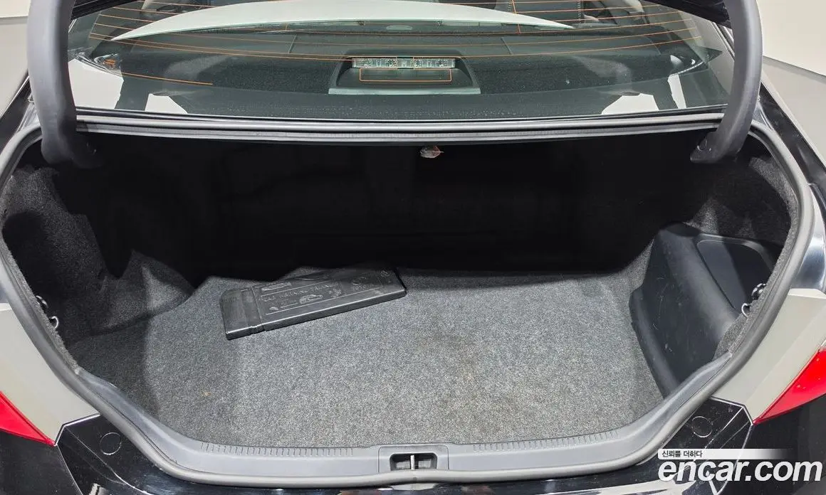Toyota Camry 2015 2.5 АКПП, фото 17