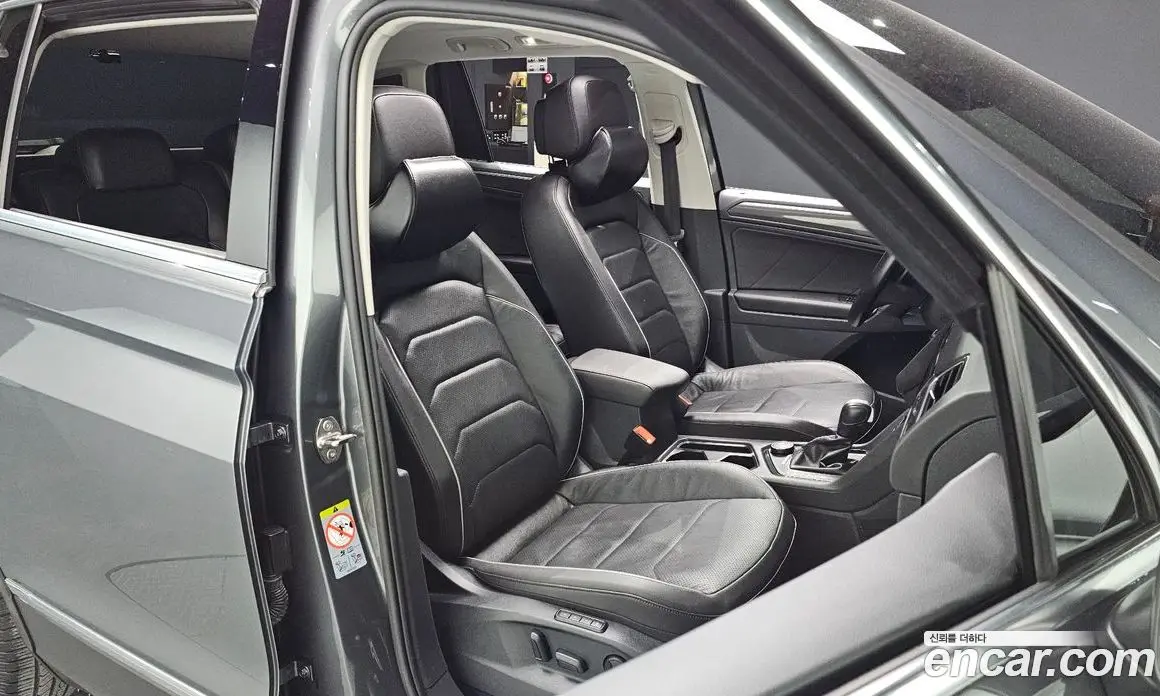 Volkswagen Tiguan 2020 2.0 АКПП, фото 12