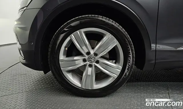 Volkswagen Tiguan 2020 2.0 АКПП, миниатюра 4