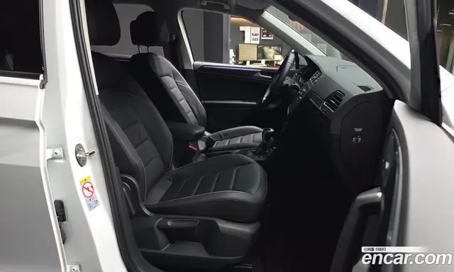 Volkswagen Tiguan 2024 2.0 АКПП, миниатюра 11
