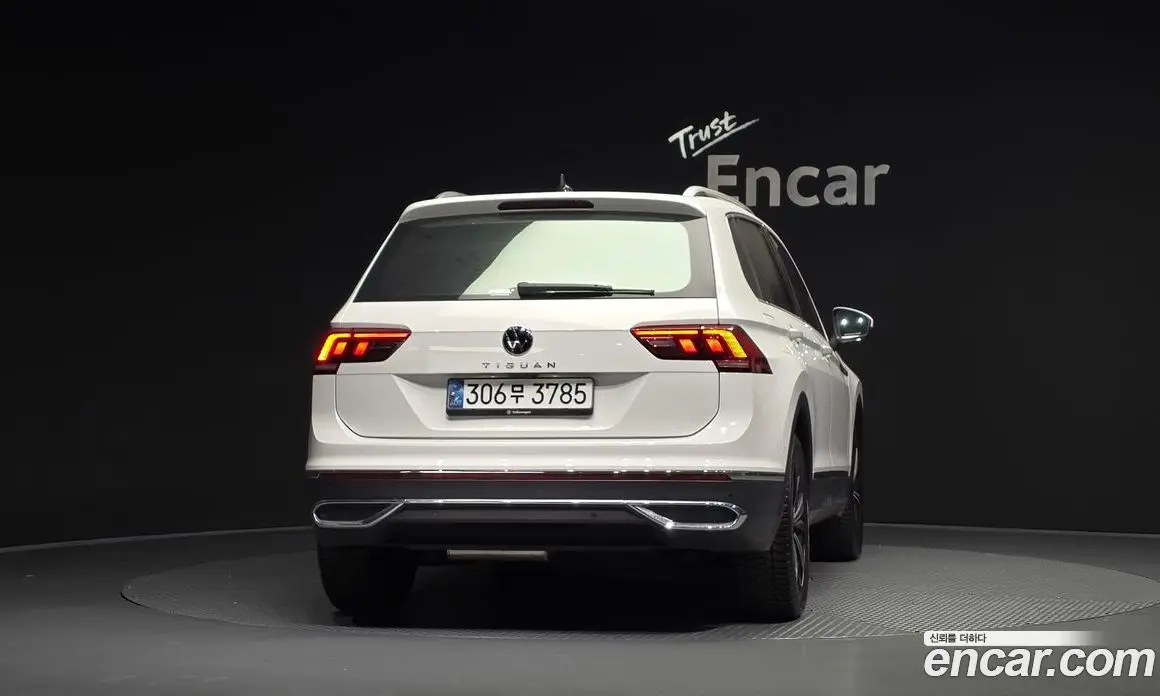Volkswagen Tiguan 2024 2.0 АКПП, фото 4