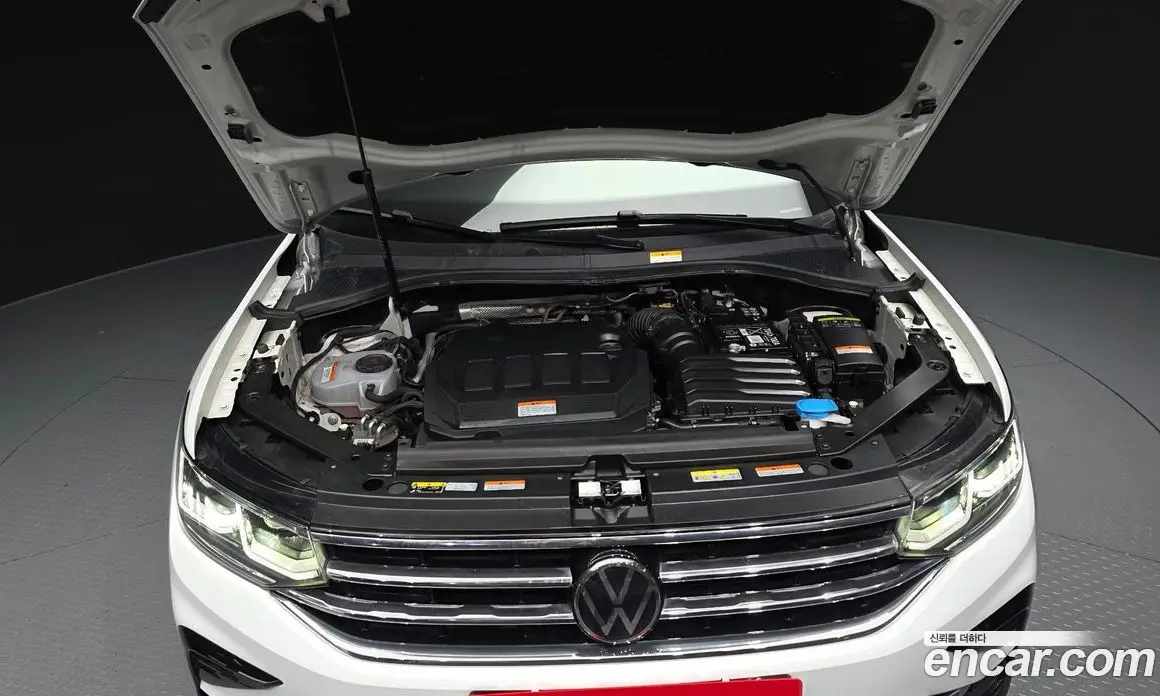 Volkswagen Tiguan 2024 2.0 АКПП, фото 6