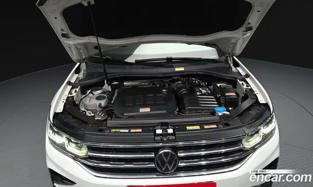 Volkswagen Tiguan 2024 2.0 АКПП, миниатюра 6