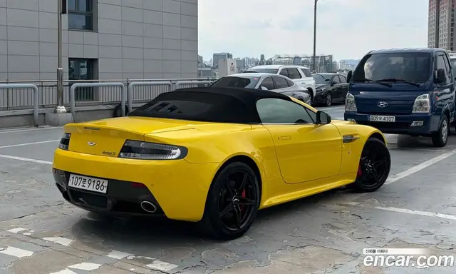 Aston Martin Vantage 2016 4.7 АКПП, миниатюра 2