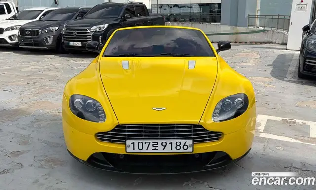 Aston Martin Vantage 2016 4.7 АКПП, миниатюра 5