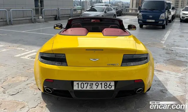 Aston Martin Vantage 2016 4.7 АКПП, миниатюра 6