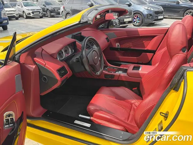Aston Martin Vantage 2016 4.7 АКПП, миниатюра 10
