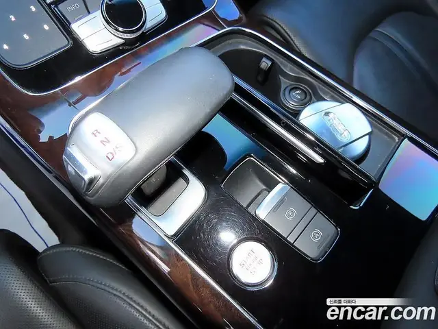 Audi A8 2015 4.1 АКПП, миниатюра 11