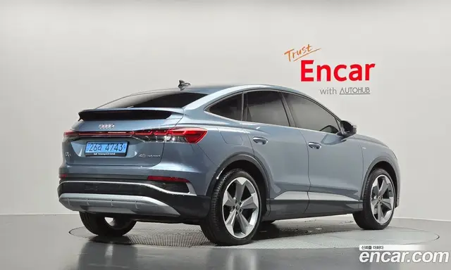 Audi Q4 e-tron, 2026, 3 218 км