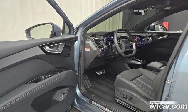 Audi Q4 e-tron 2026 0.2 АКПП, миниатюра 12