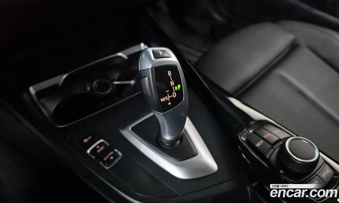 BMW 1 серия 2018 2.0 АКПП, фото 9