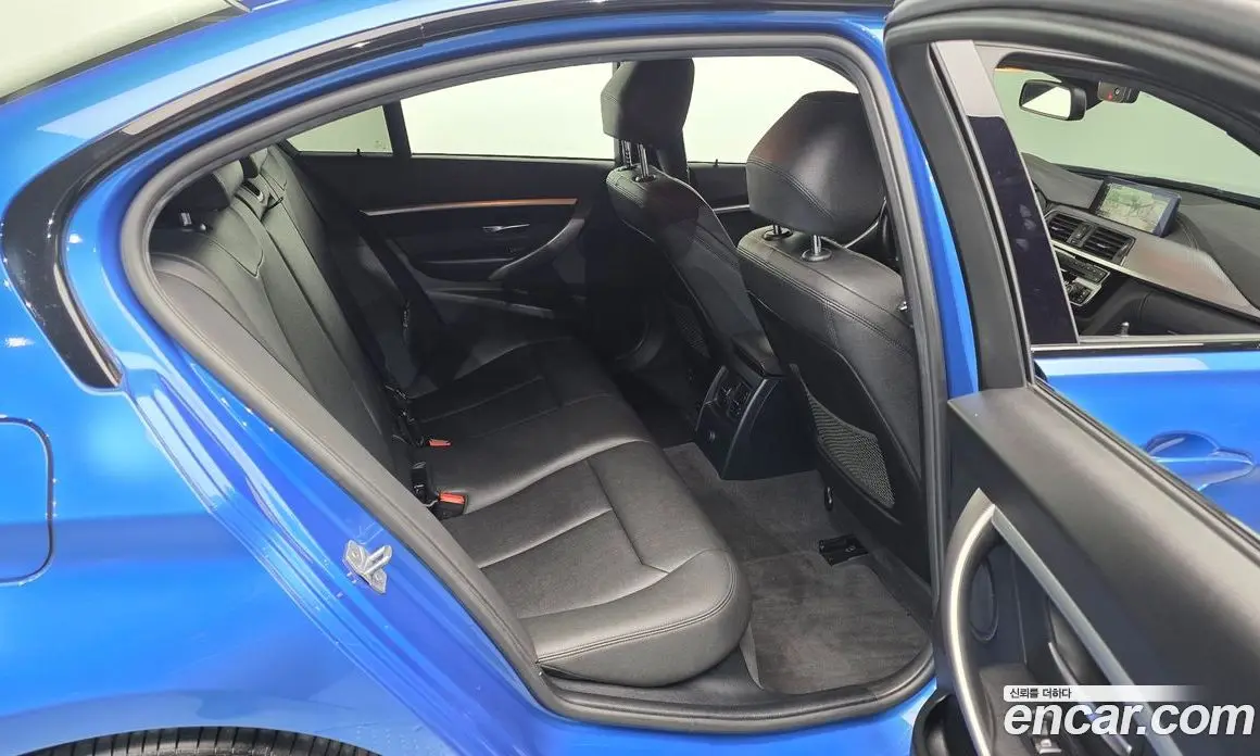 BMW 3 серия 2018 2.0 АКПП, фото 12 BMW 3 серия 2018 2.0 АКПП, фото 12