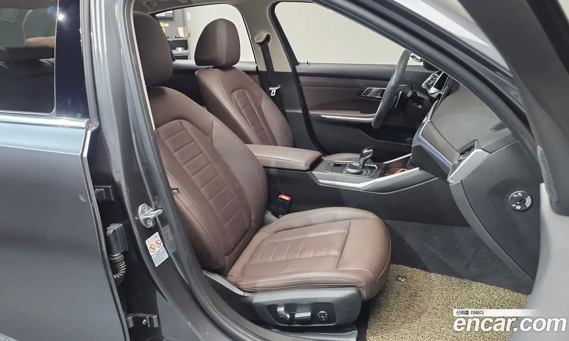 BMW 3 серия 2019 2.0 АКПП, фото 16