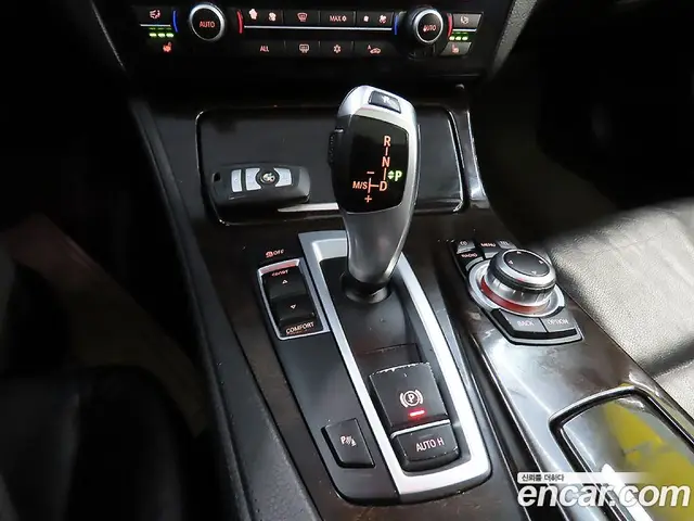 BMW 5 серия 2012 2.0 АКПП, миниатюра 10