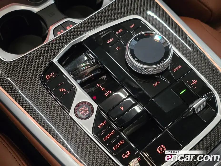 BMW X7 2025 3.0 АКПП, фото 9