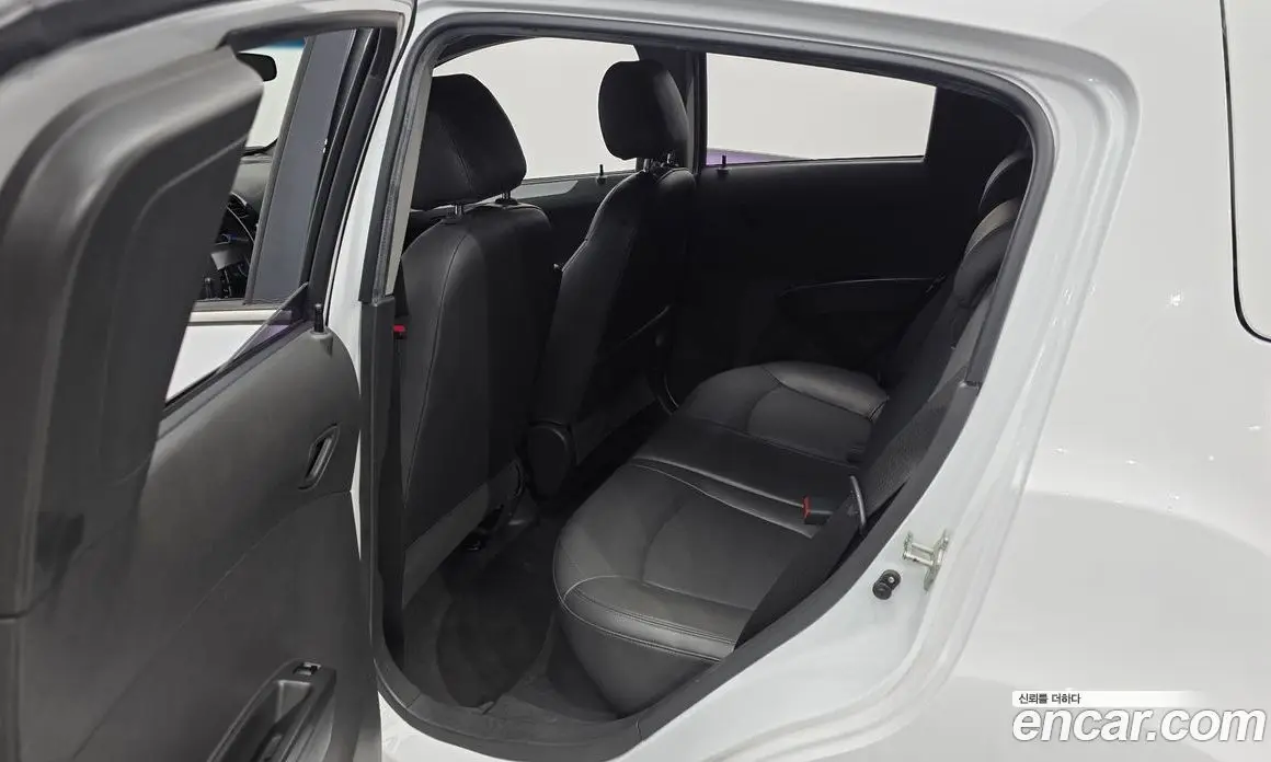 Chevrolet Spark 2015 1.0 АКПП, фото 11 Chevrolet Spark 2015 1.0 АКПП, фото 11