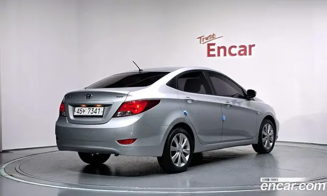 Hyundai Accent 2015 1.4 МКПП, миниатюра 2