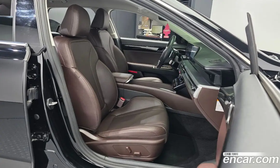 Hyundai Grandeur 2023 1.6 АКПП, фото 16
