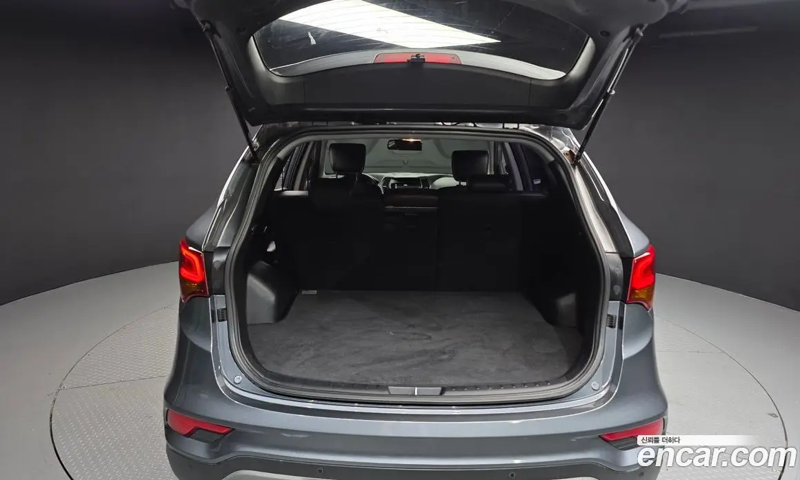 Hyundai Santa Fe 2017 2.0 АКПП, фото 20