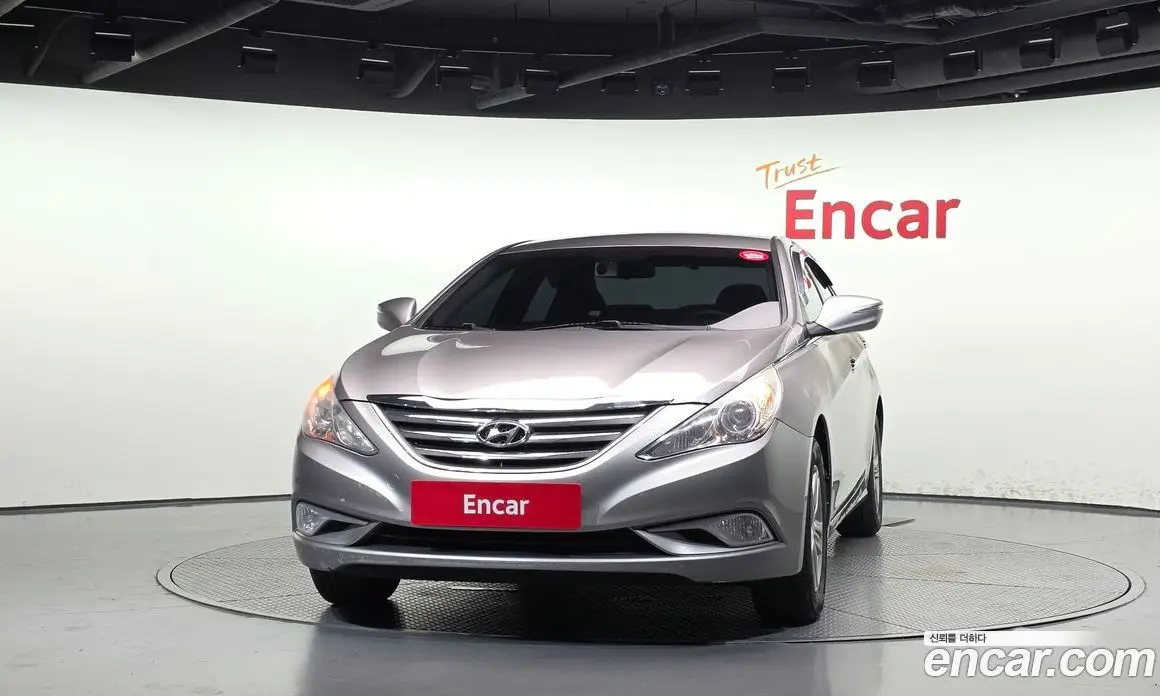 Hyundai Sonata 2013 2.0 АКПП, фото 3