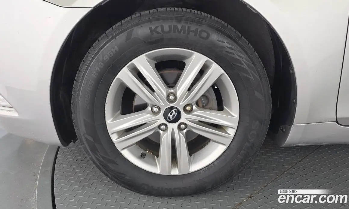 Hyundai Sonata 2013 2.0 АКПП, фото 5