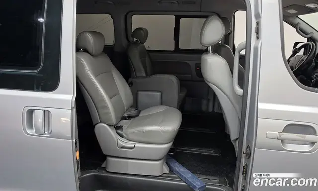 Hyundai Starex 2013 2.5 АКПП, миниатюра 12