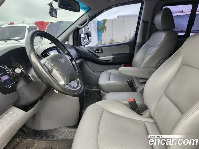 Hyundai Starex 2017 2.5 АКПП, миниатюра 10
