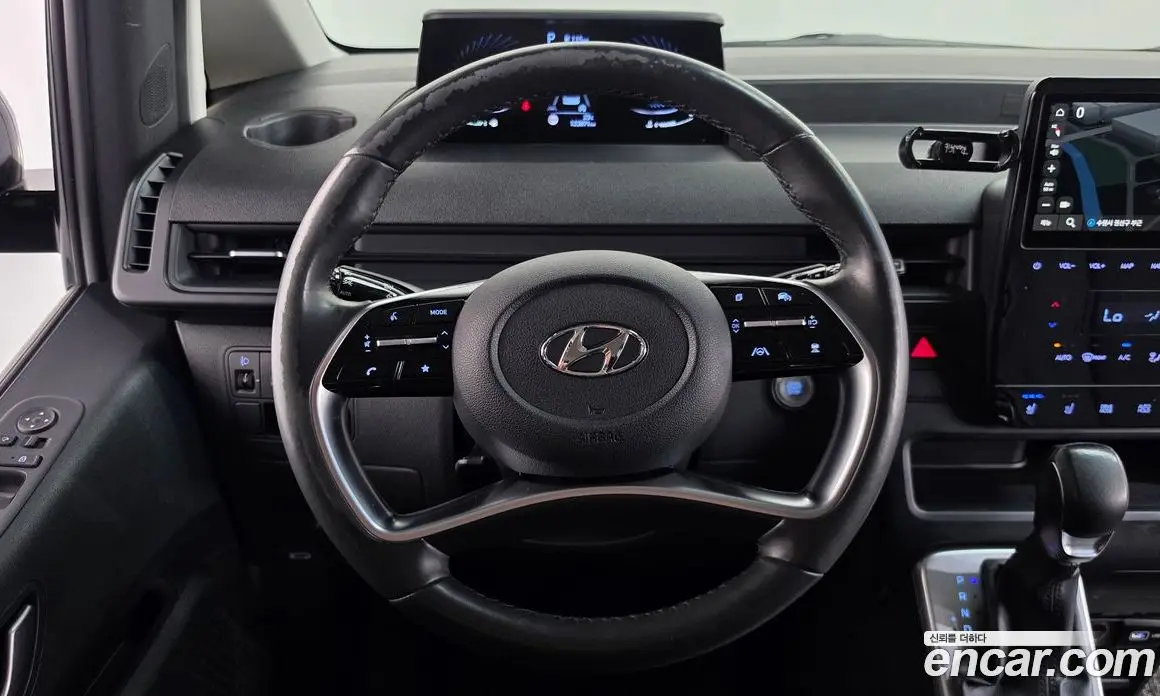 Hyundai Staria 2022 2.2 АКПП, фото 18