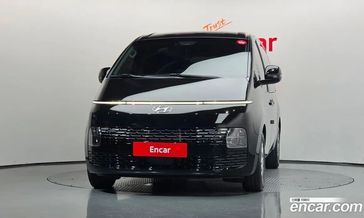 Hyundai Staria 2022 2.2 АКПП, фото 3