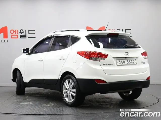 Hyundai Tucson 2012 2.0 АКПП, миниатюра 4