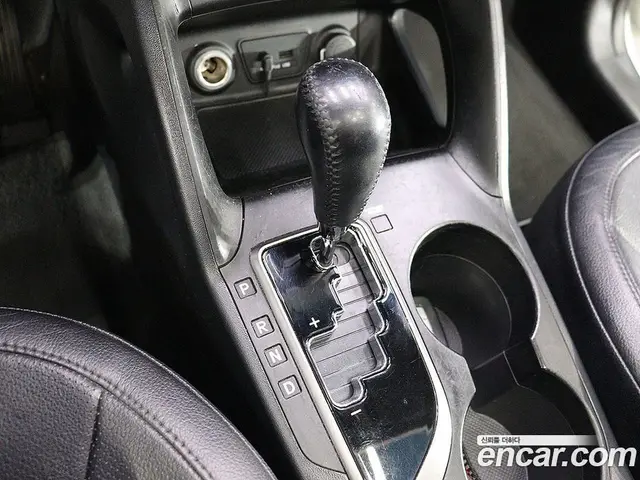 Hyundai Tucson 2012 2.0 АКПП, миниатюра 8
