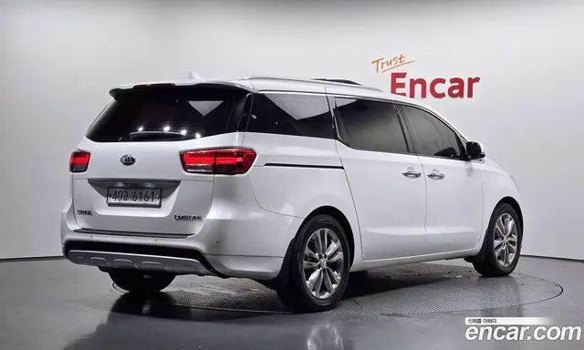 Kia Carnival 2017 2.2 АКПП, миниатюра 2