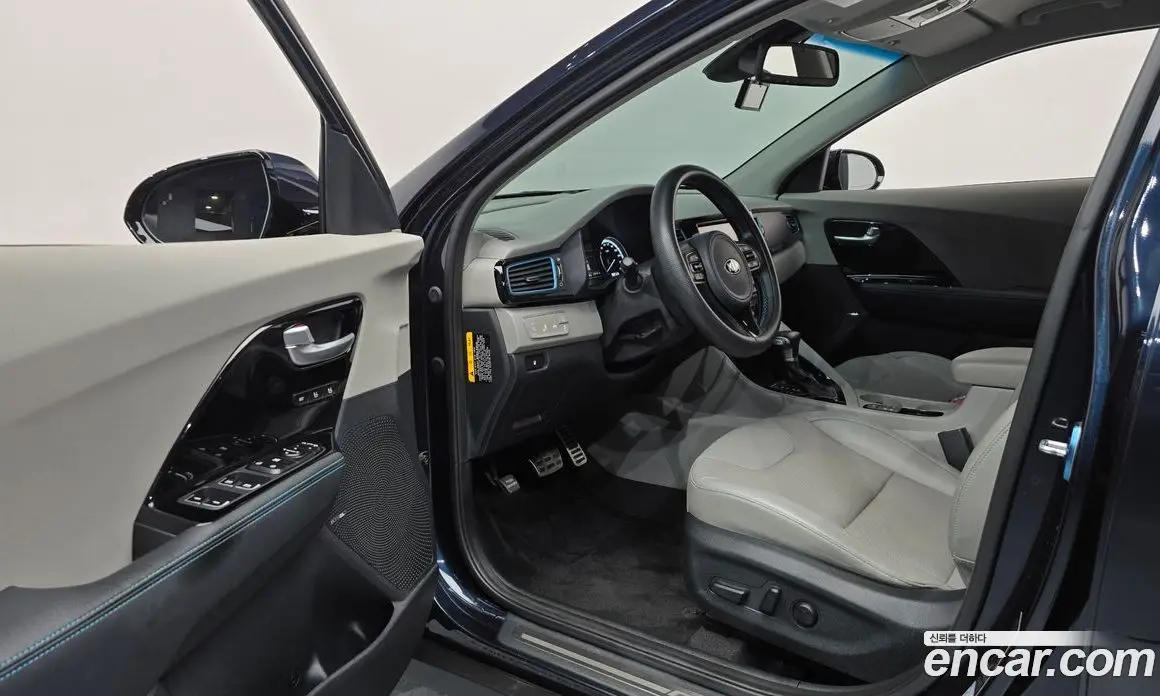 Kia Niro 2018 1.6 АКПП, фото 13