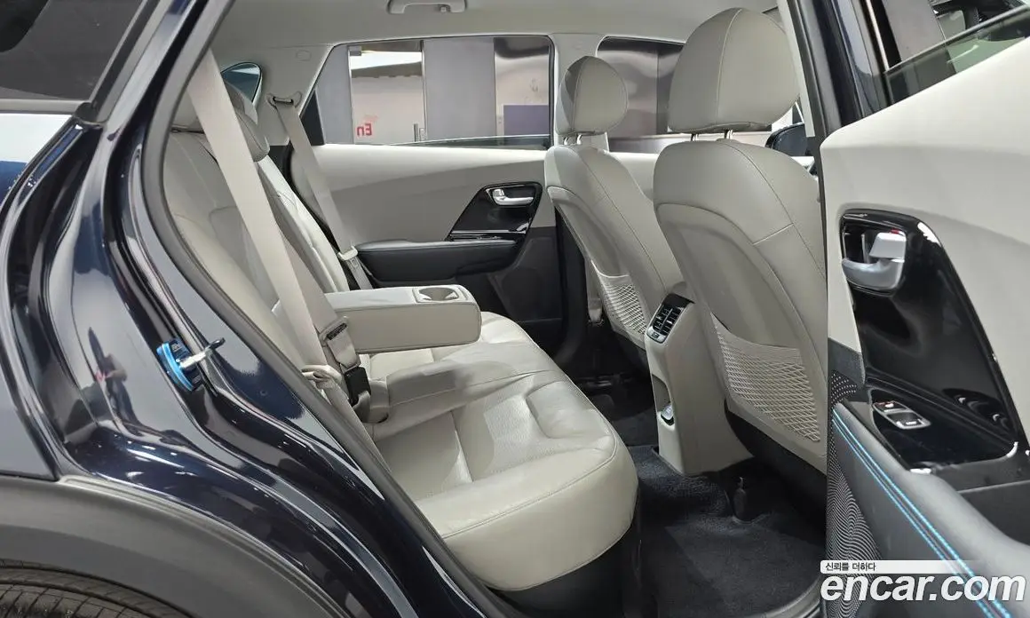 Kia Niro 2018 1.6 АКПП, фото 17