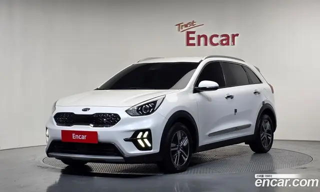 Kia Niro, 2020, 99 686 км