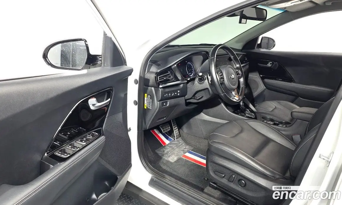 Kia Niro 2020 1.6 АКПП, фото 10