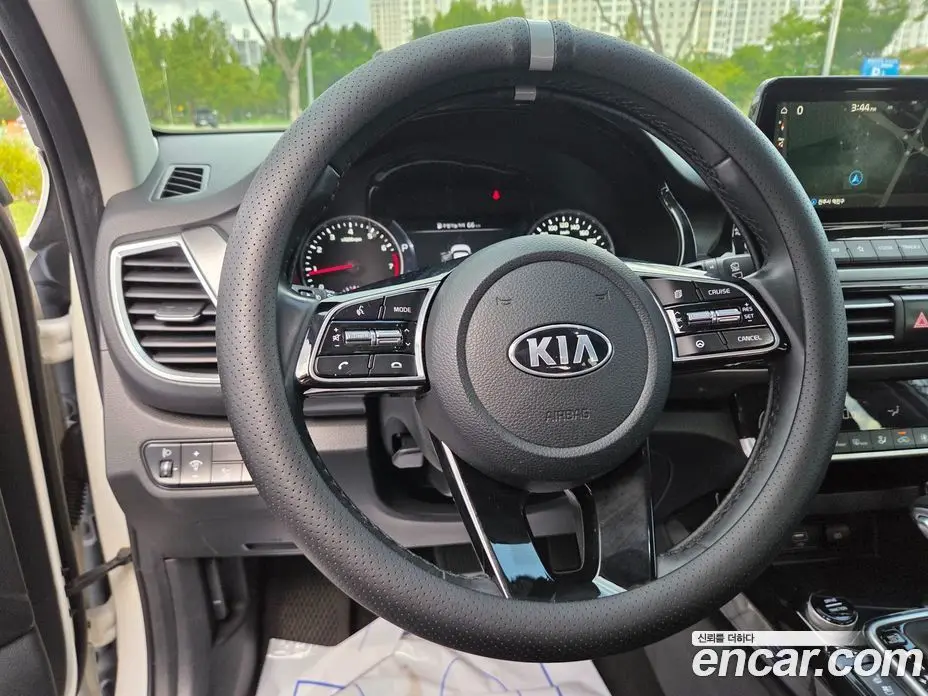 Kia Seltos 2020 1.6 АКПП, фото 12