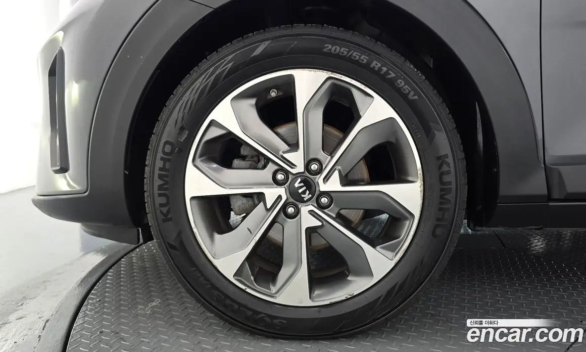 Kia Stonic 2017 1.6 АКПП, фото 5