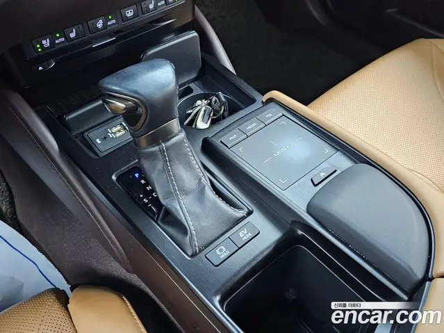 Lexus ES 2018 2.5 АКПП, миниатюра 9 Lexus ES 2018 2.5 АКПП, миниатюра 9