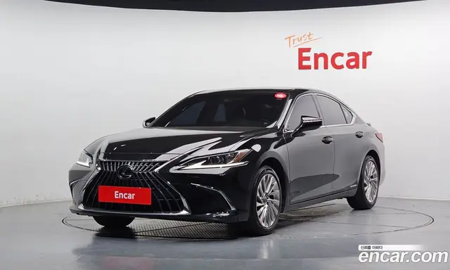 Lexus ES, 2021, 92 600 км