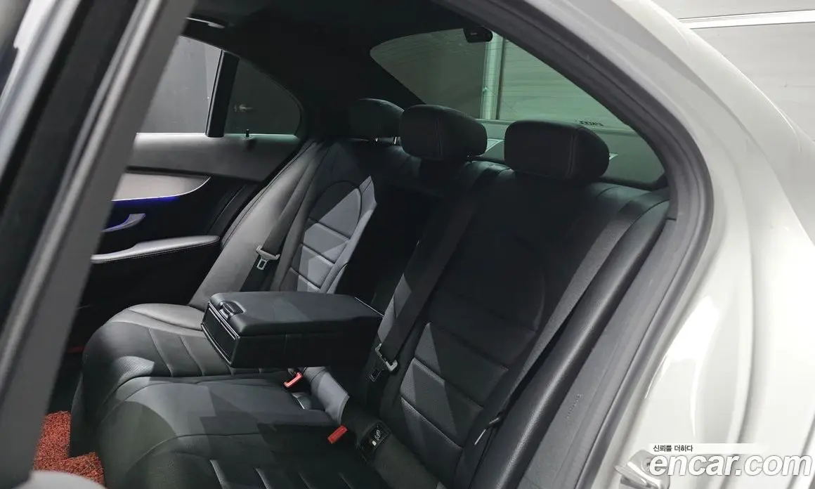 Mercedes-Benz C-Class 2021 2.0 АКПП, фото 18