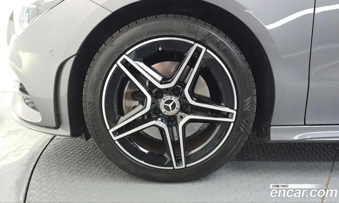 Mercedes-Benz CLA-Class 2022 2.0 АКПП, фото 5