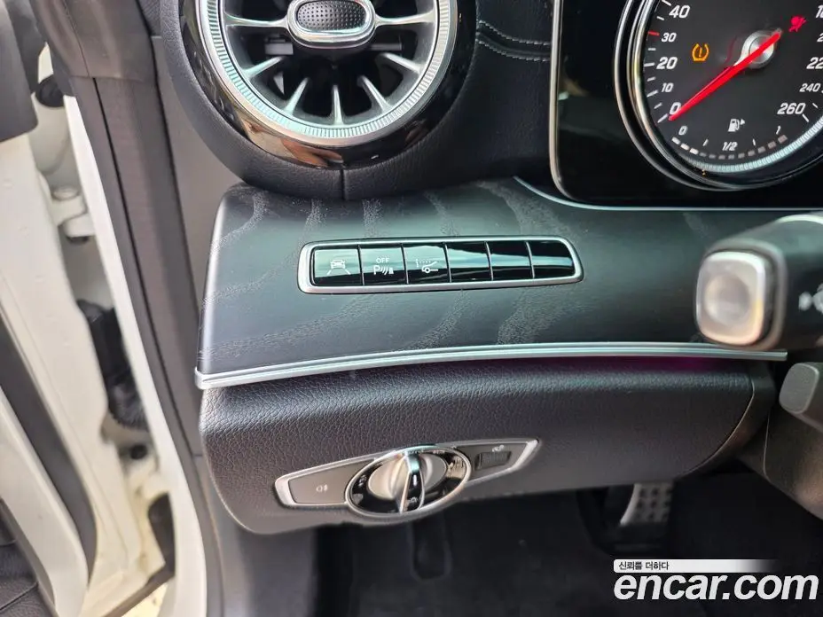 Mercedes-Benz E-Class 2018 1.9 АКПП, фото 14