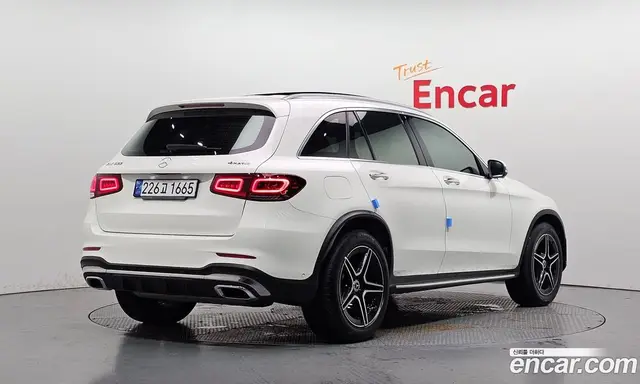 Mercedes-Benz GLC-Class 2022 2.0 АКПП, миниатюра 2