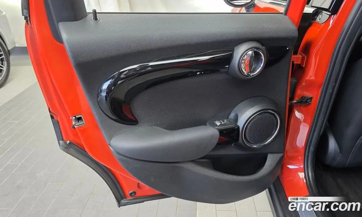 Mini Cooper 2018 2.0 АКПП, фото 15